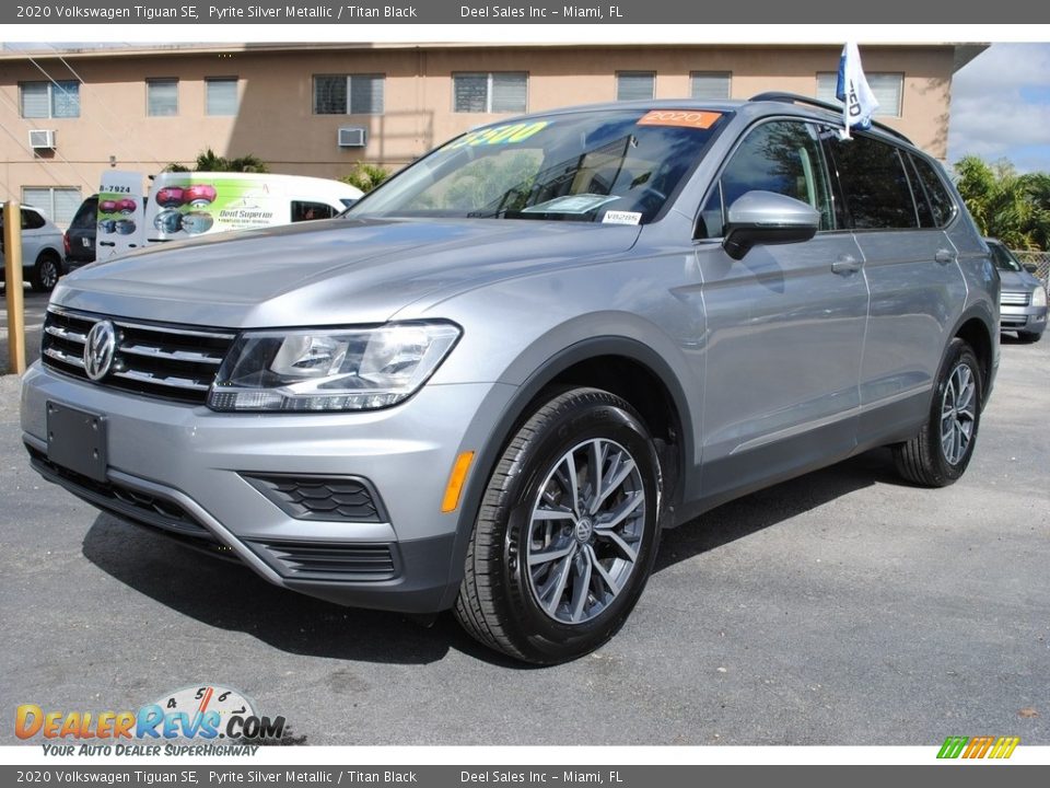 2020 Volkswagen Tiguan SE Pyrite Silver Metallic / Titan Black Photo #5