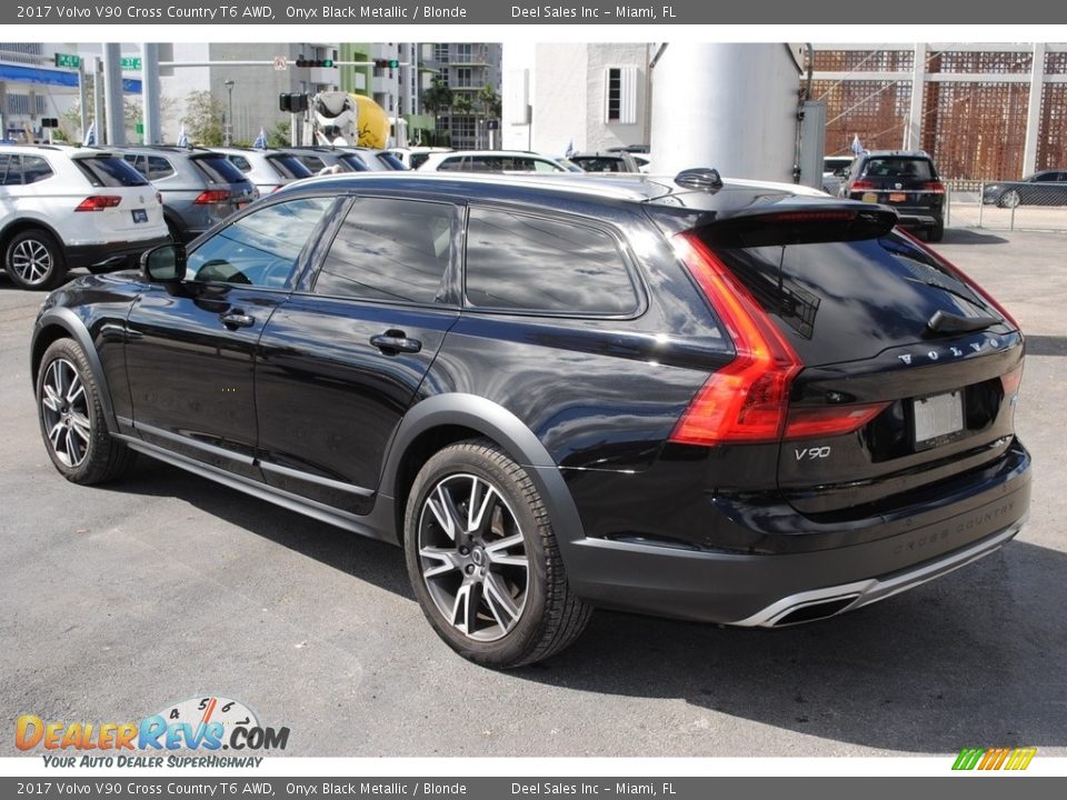 Onyx Black Metallic 2017 Volvo V90 Cross Country T6 AWD Photo #6