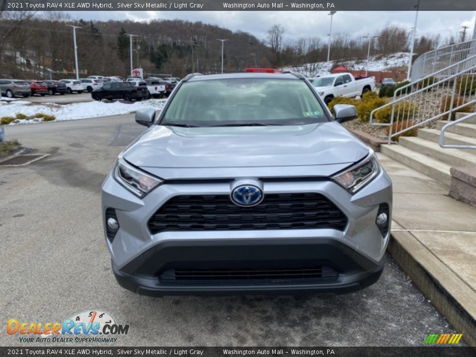 2021 Toyota RAV4 XLE AWD Hybrid Silver Sky Metallic / Light Gray Photo #12