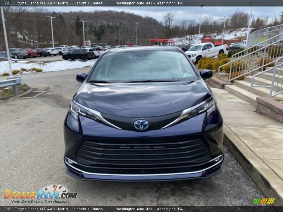 2021 Toyota Sienna XLE AWD Hybrid Blueprint / Chateau Photo #12