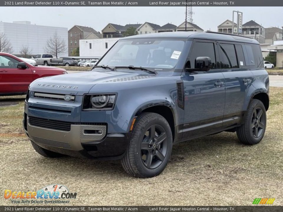 Front 3/4 View of 2021 Land Rover Defender 110 X-Dynamic SE Photo #2