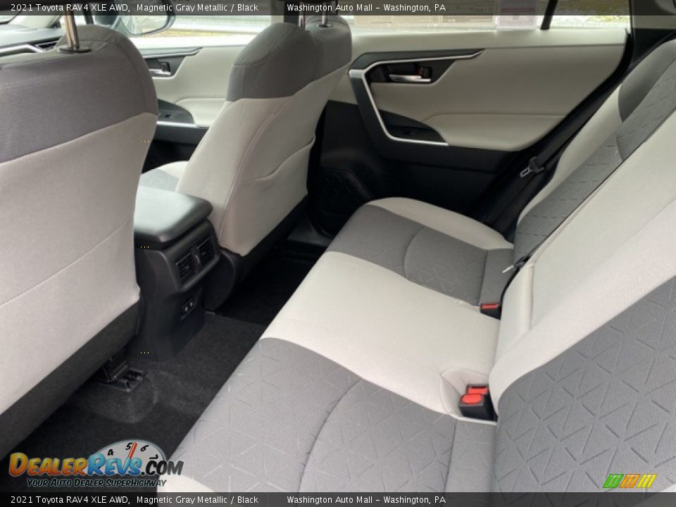 2021 Toyota RAV4 XLE AWD Magnetic Gray Metallic / Black Photo #25