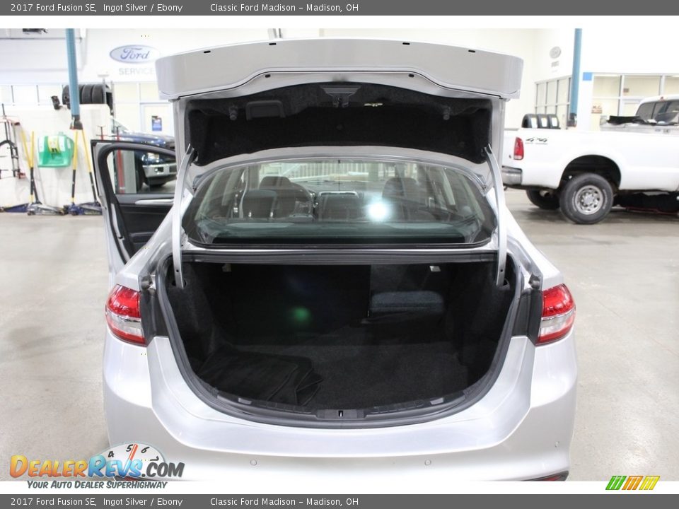 2017 Ford Fusion SE Ingot Silver / Ebony Photo #13