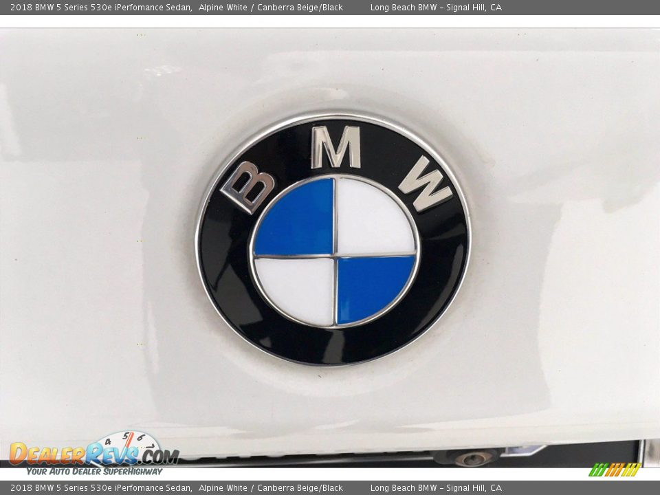 2018 BMW 5 Series 530e iPerfomance Sedan Alpine White / Canberra Beige/Black Photo #34