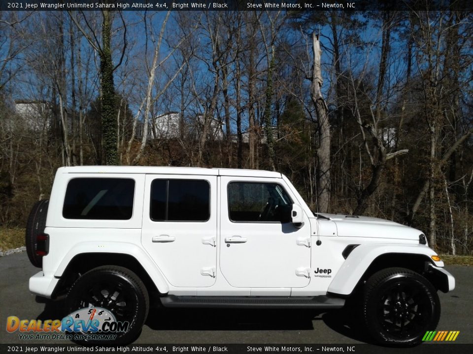 2021 Jeep Wrangler Unlimited Sahara High Altitude 4x4 Bright White / Black Photo #5