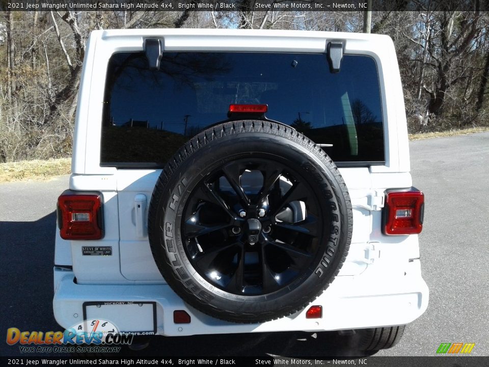 2021 Jeep Wrangler Unlimited Sahara High Altitude 4x4 Bright White / Black Photo #7