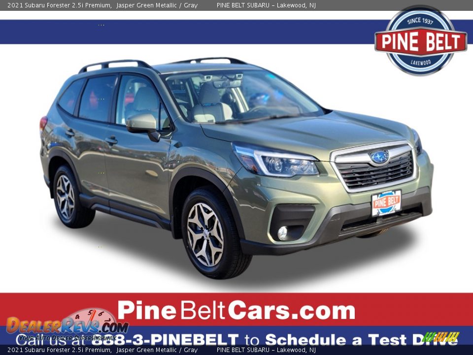 2021 Subaru Forester 2.5i Premium Jasper Green Metallic / Gray Photo #1