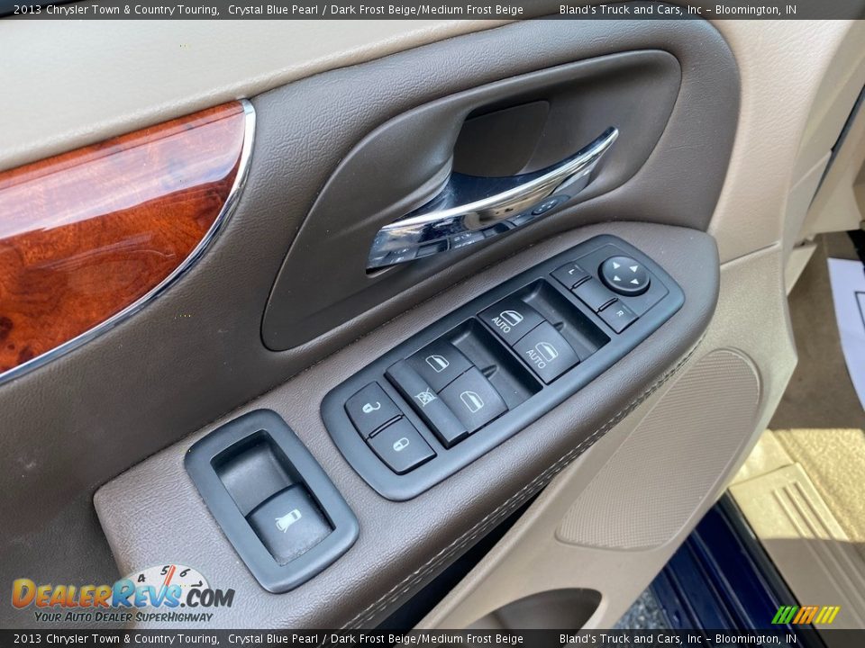 2013 Chrysler Town & Country Touring Crystal Blue Pearl / Dark Frost Beige/Medium Frost Beige Photo #14