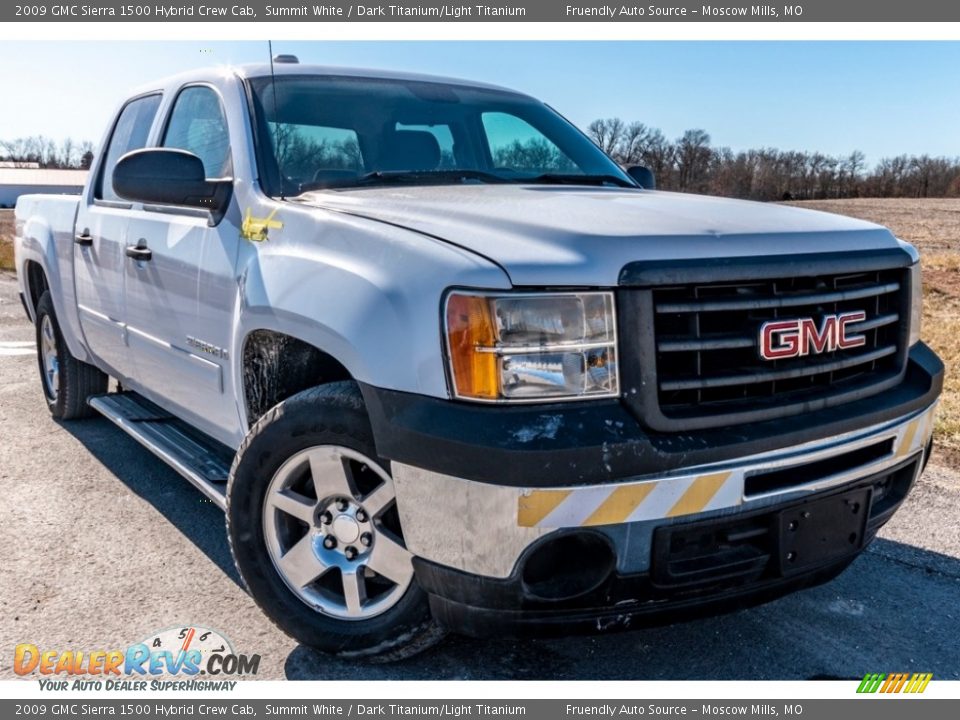 Front 3/4 View of 2009 GMC Sierra 1500 Hybrid Crew Cab Photo #1