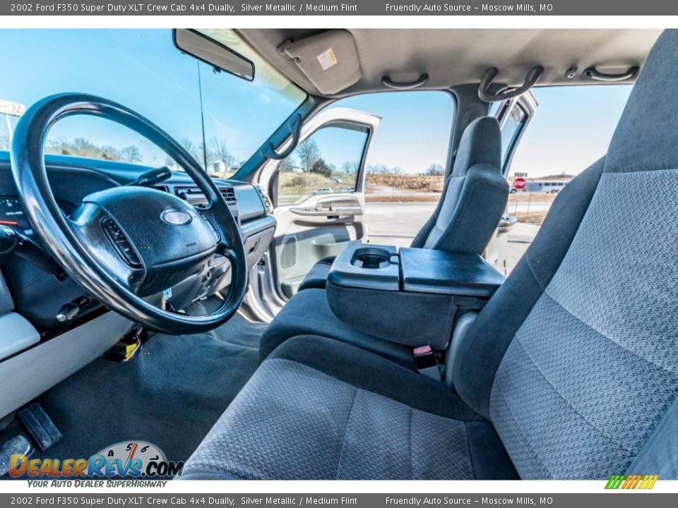 2002 Ford F350 Super Duty XLT Crew Cab 4x4 Dually Silver Metallic / Medium Flint Photo #19