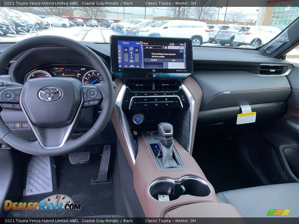 2021 Toyota Venza Hybrid Limited AWD Coastal Gray Metallic / Black Photo #4