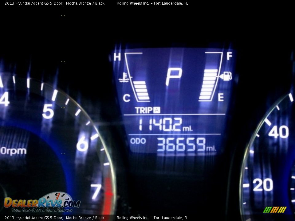 2013 Hyundai Accent GS 5 Door Mocha Bronze / Black Photo #2