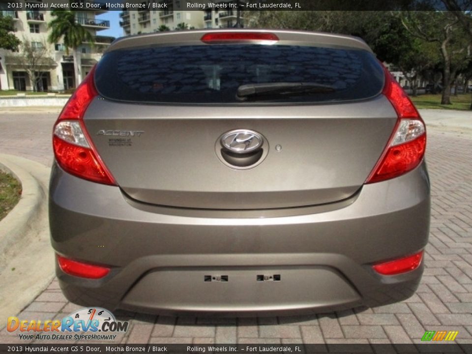 2013 Hyundai Accent GS 5 Door Mocha Bronze / Black Photo #7