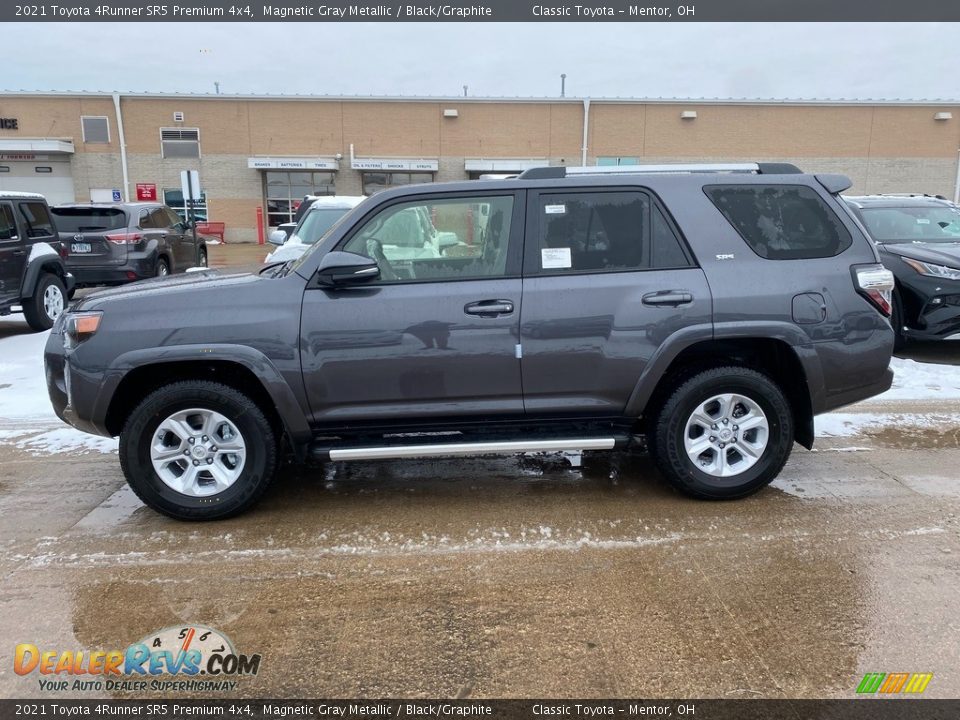 2021 Toyota 4Runner SR5 Premium 4x4 Magnetic Gray Metallic / Black/Graphite Photo #1