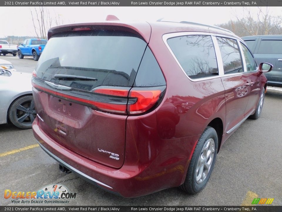 2021 Chrysler Pacifica Limited AWD Velvet Red Pearl / Black/Alloy Photo #5