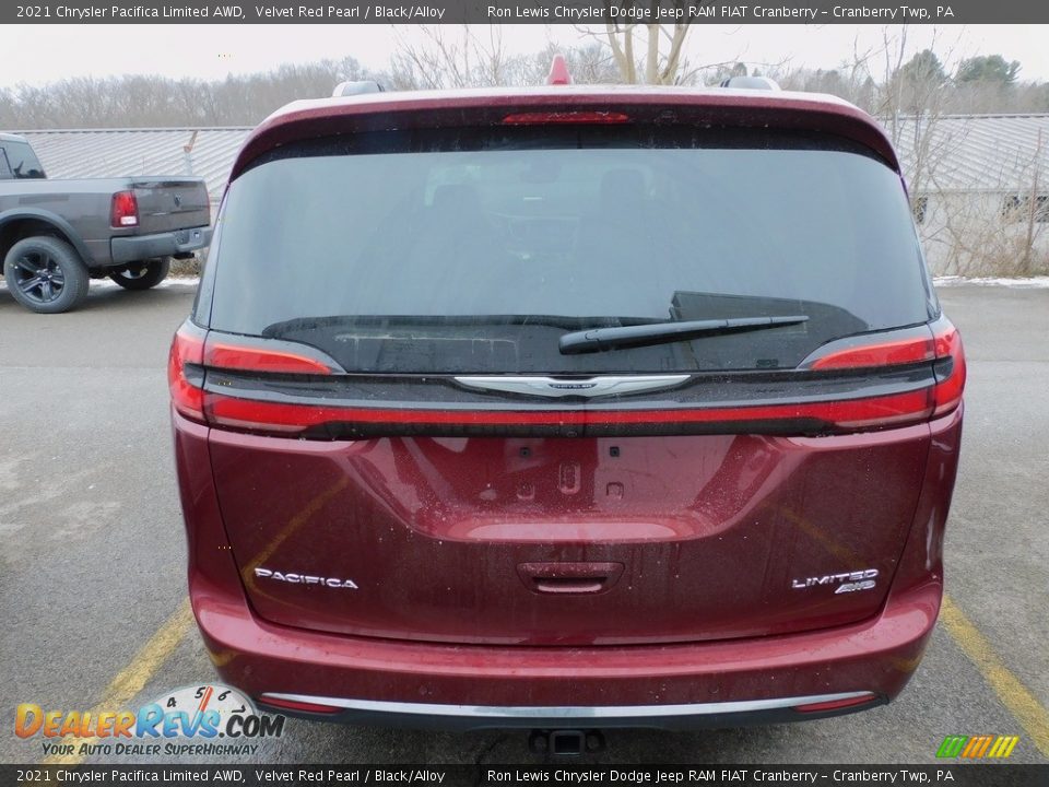 2021 Chrysler Pacifica Limited AWD Velvet Red Pearl / Black/Alloy Photo #6