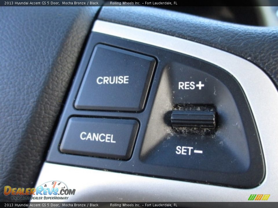 2013 Hyundai Accent GS 5 Door Mocha Bronze / Black Photo #22