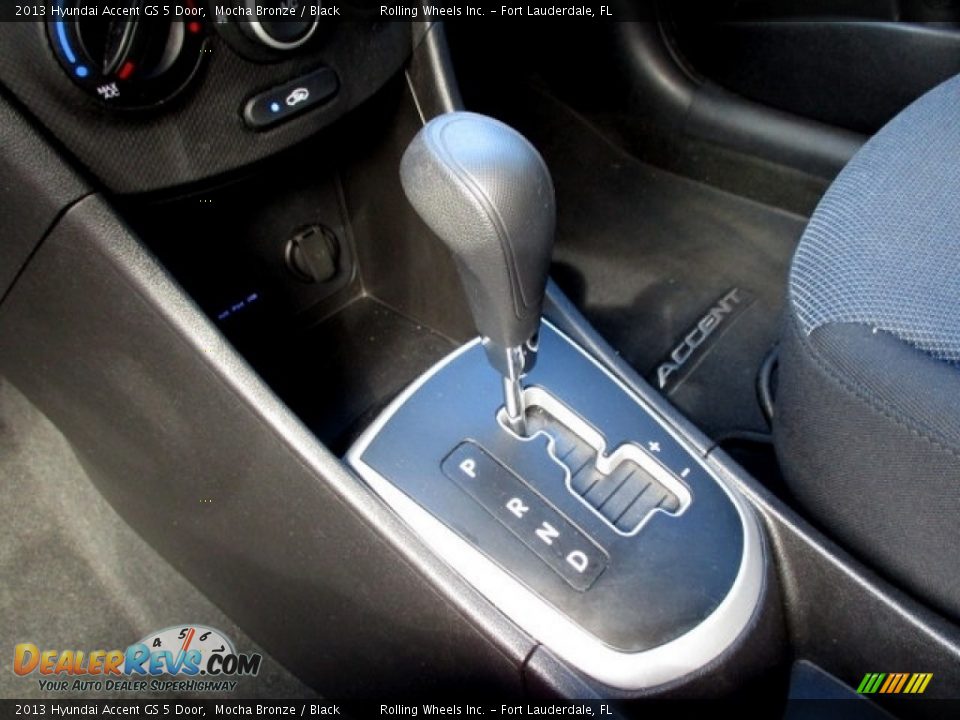 2013 Hyundai Accent GS 5 Door Mocha Bronze / Black Photo #28