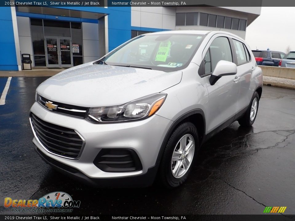 2019 Chevrolet Trax LS Silver Ice Metallic / Jet Black Photo #2