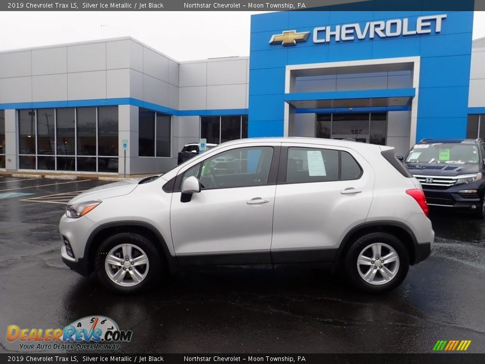 2019 Chevrolet Trax LS Silver Ice Metallic / Jet Black Photo #3