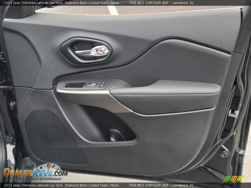 Door Panel of 2021 Jeep Cherokee Latitude Lux 4x4 Photo #23