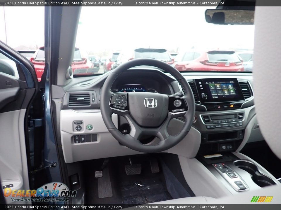 Dashboard of 2021 Honda Pilot Special Edition AWD Photo #10