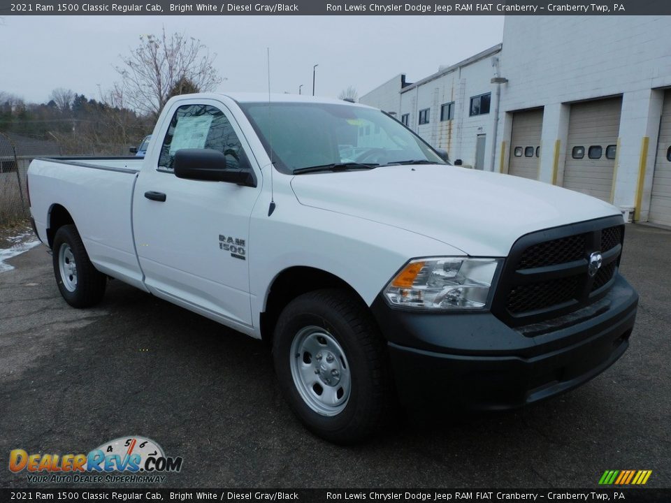 2021 Ram 1500 Classic Regular Cab Bright White / Diesel Gray/Black Photo #3