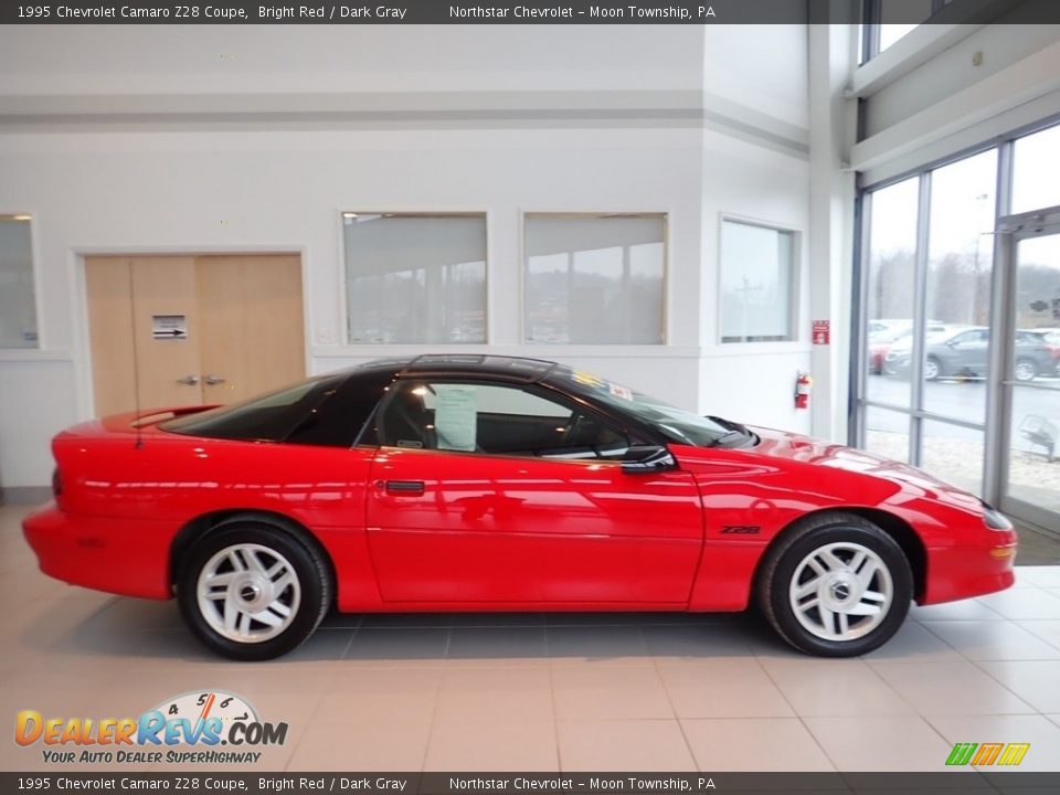 1995 Chevrolet Camaro Z28 Coupe Bright Red / Dark Gray Photo #5