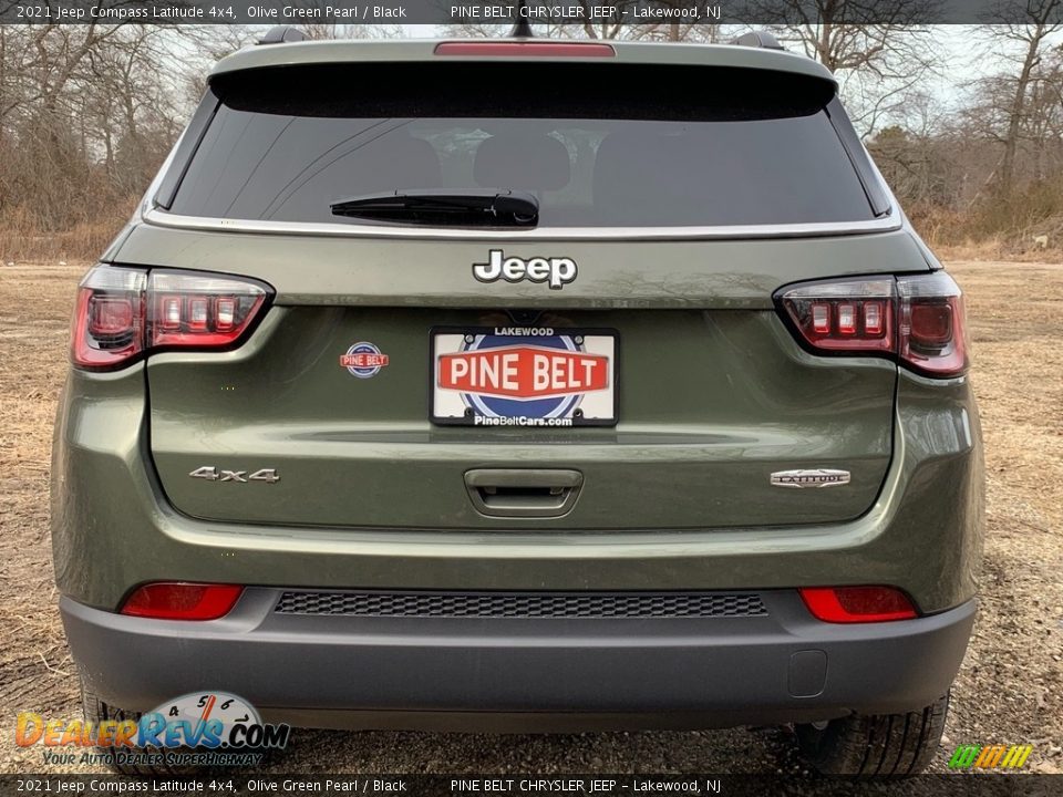 2021 Jeep Compass Latitude 4x4 Olive Green Pearl / Black Photo #7
