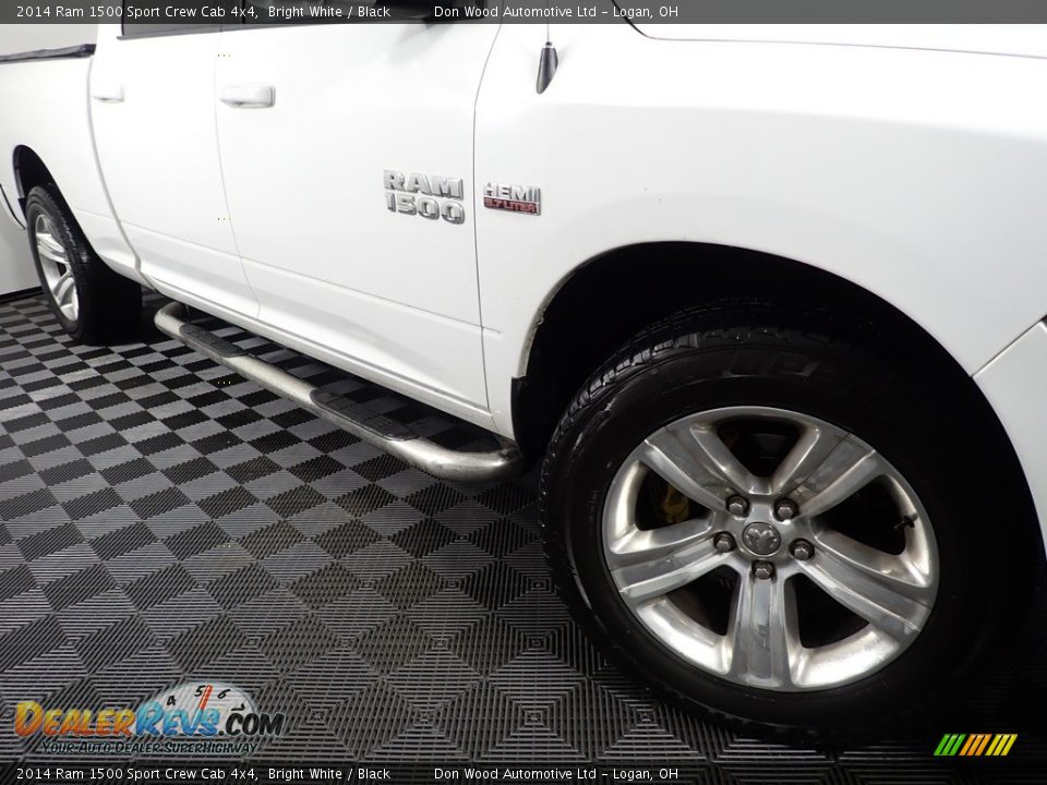 2014 Ram 1500 Sport Crew Cab 4x4 Bright White / Black Photo #6