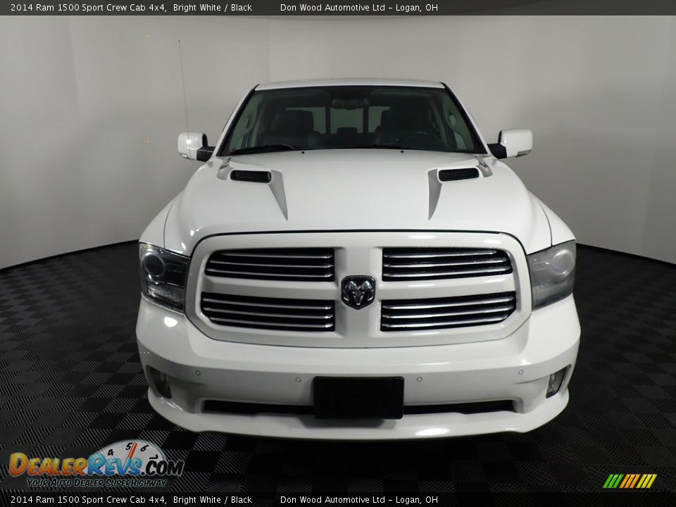 2014 Ram 1500 Sport Crew Cab 4x4 Bright White / Black Photo #7