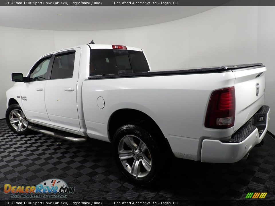 2014 Ram 1500 Sport Crew Cab 4x4 Bright White / Black Photo #13