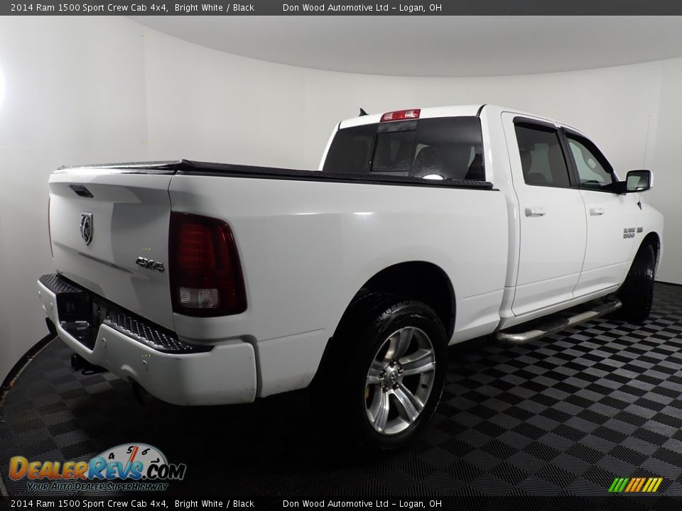 2014 Ram 1500 Sport Crew Cab 4x4 Bright White / Black Photo #17