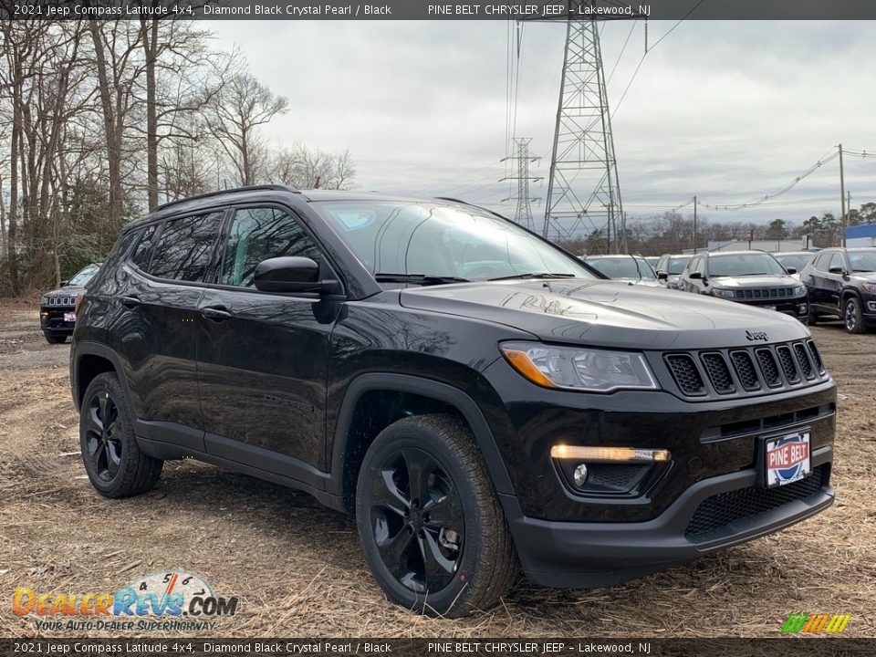 2021 Jeep Compass Latitude 4x4 Diamond Black Crystal Pearl / Black Photo #1