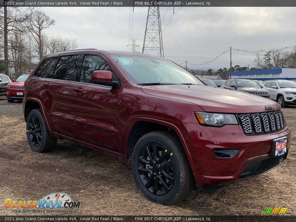 2021 Jeep Grand Cherokee Laredo 4x4 Velvet Red Pearl / Black Photo #1