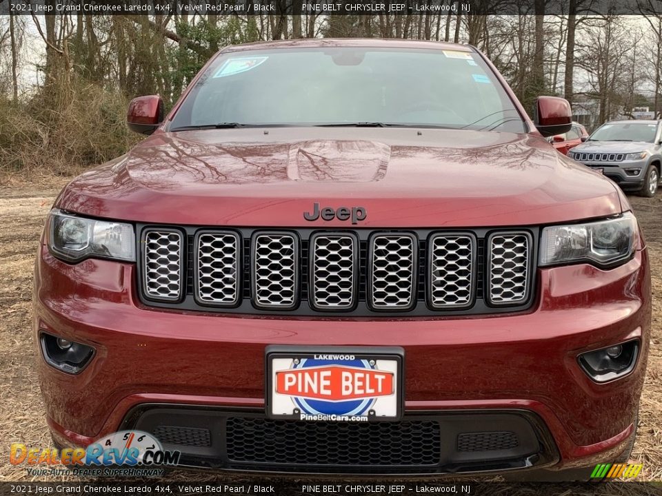 2021 Jeep Grand Cherokee Laredo 4x4 Velvet Red Pearl / Black Photo #3