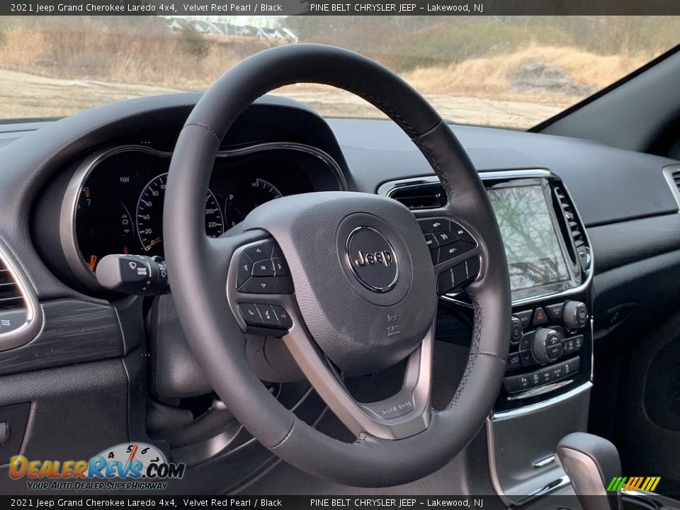 2021 Jeep Grand Cherokee Laredo 4x4 Velvet Red Pearl / Black Photo #12