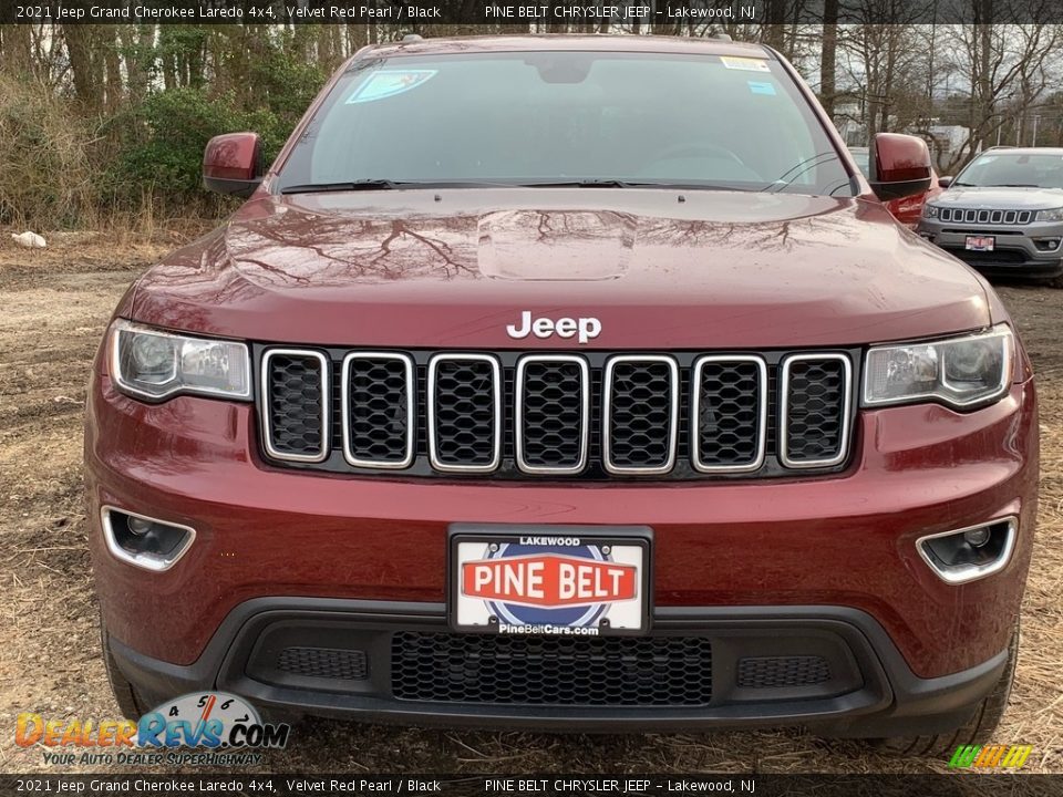 2021 Jeep Grand Cherokee Laredo 4x4 Velvet Red Pearl / Black Photo #3