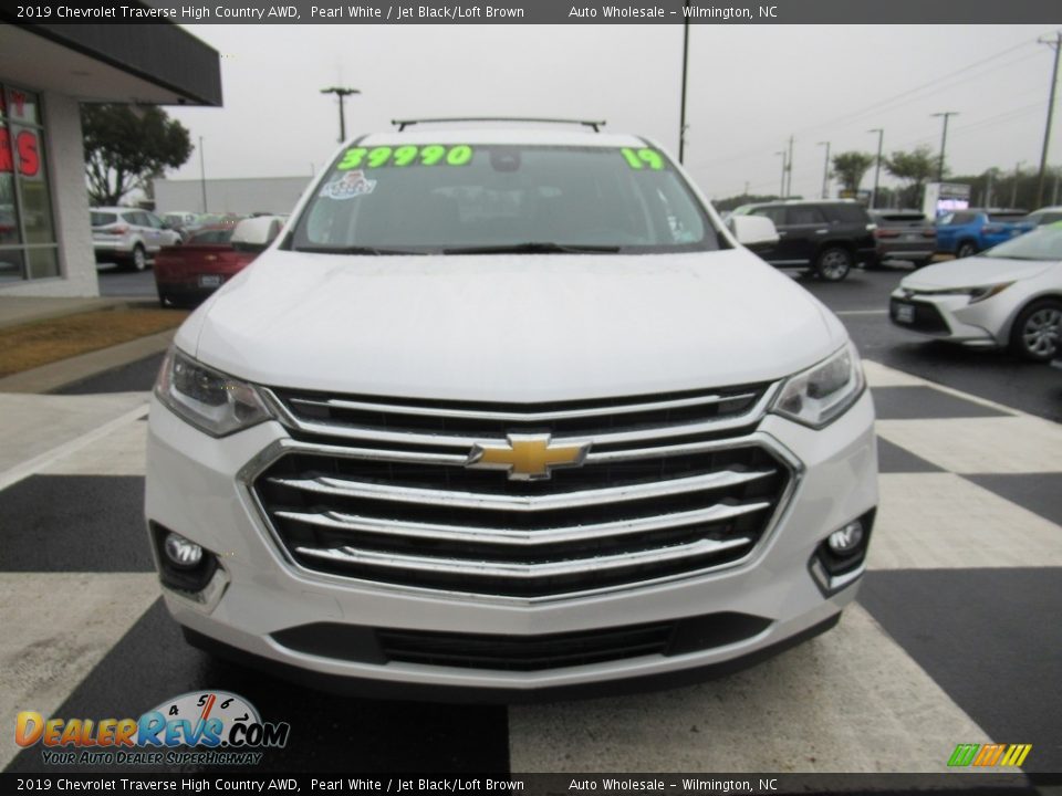 2019 Chevrolet Traverse High Country AWD Pearl White / Jet Black/Loft Brown Photo #2