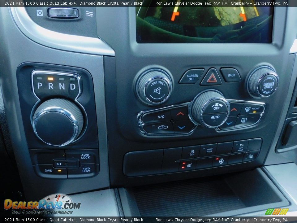 2021 Ram 1500 Classic Quad Cab 4x4 Diamond Black Crystal Pearl / Black Photo #18