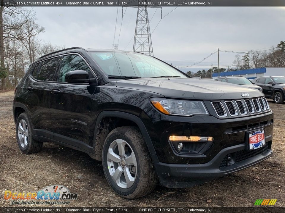 2021 Jeep Compass Latitude 4x4 Diamond Black Crystal Pearl / Black Photo #1