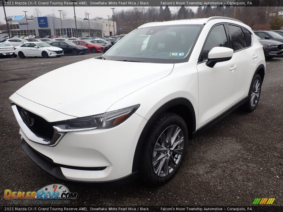 Front 3/4 View of 2021 Mazda CX-5 Grand Touring Reserve AWD Photo #5