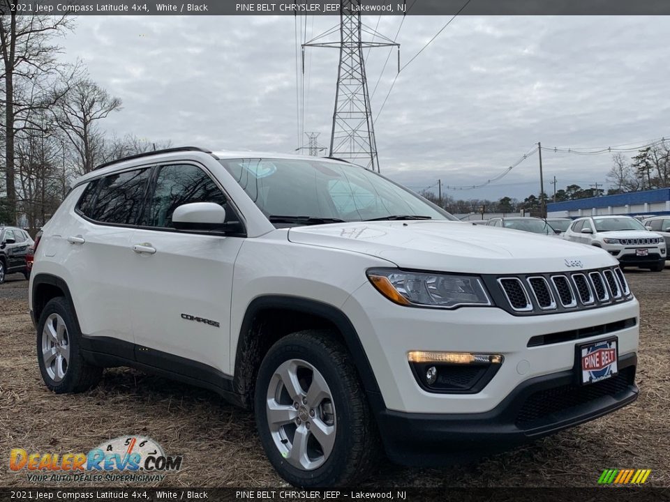 2021 Jeep Compass Latitude 4x4 White / Black Photo #1