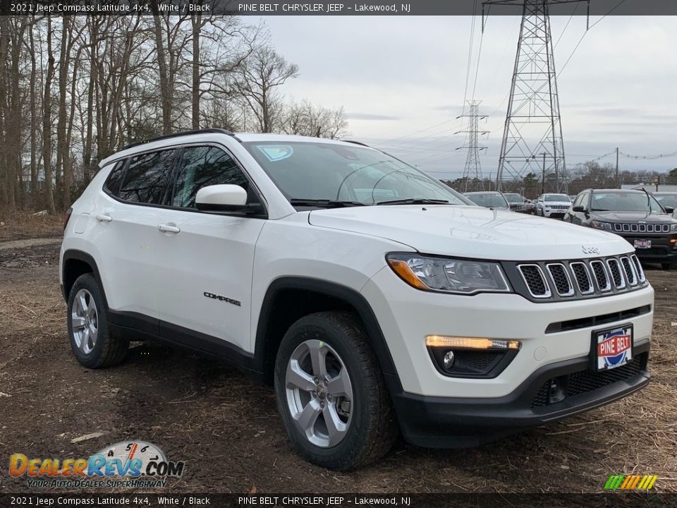 2021 Jeep Compass Latitude 4x4 White / Black Photo #1