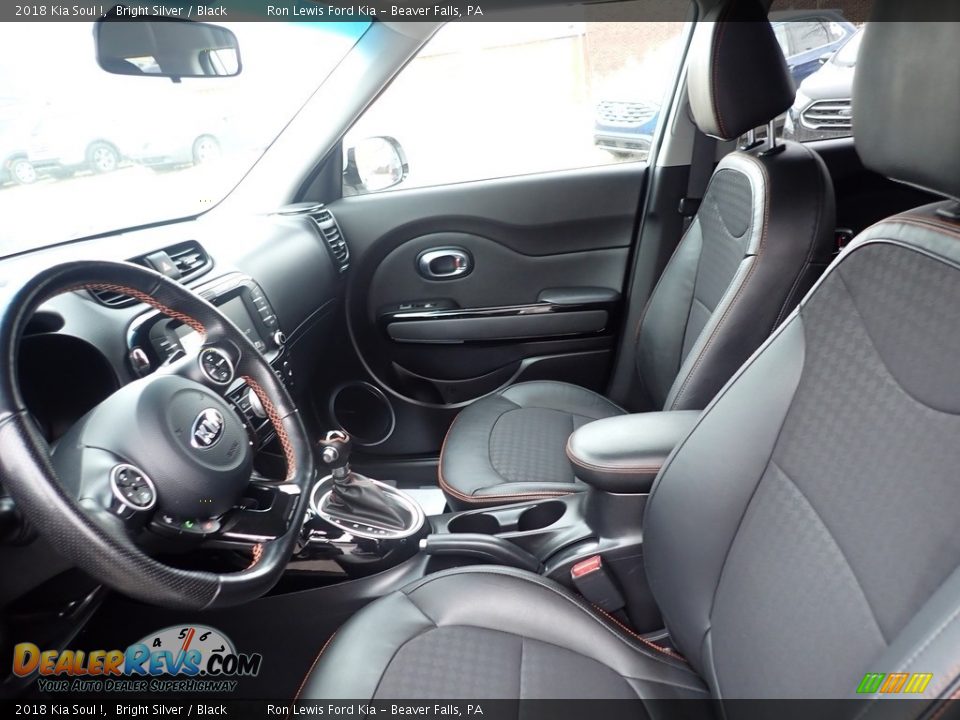 Front Seat of 2018 Kia Soul ! Photo #11