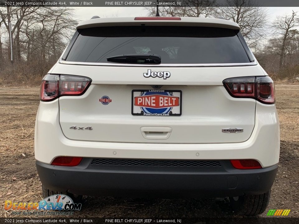 2021 Jeep Compass Latitude 4x4 White / Black Photo #7