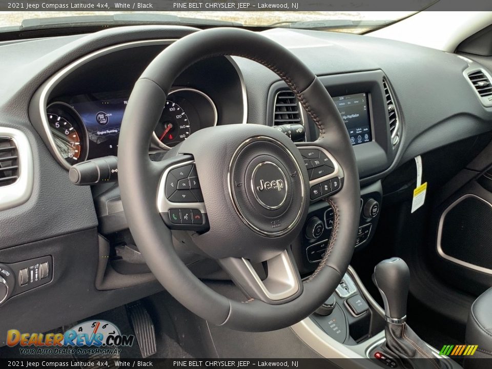 2021 Jeep Compass Latitude 4x4 White / Black Photo #12