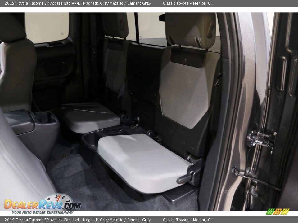 2019 Toyota Tacoma SR Access Cab 4x4 Magnetic Gray Metallic / Cement Gray Photo #17