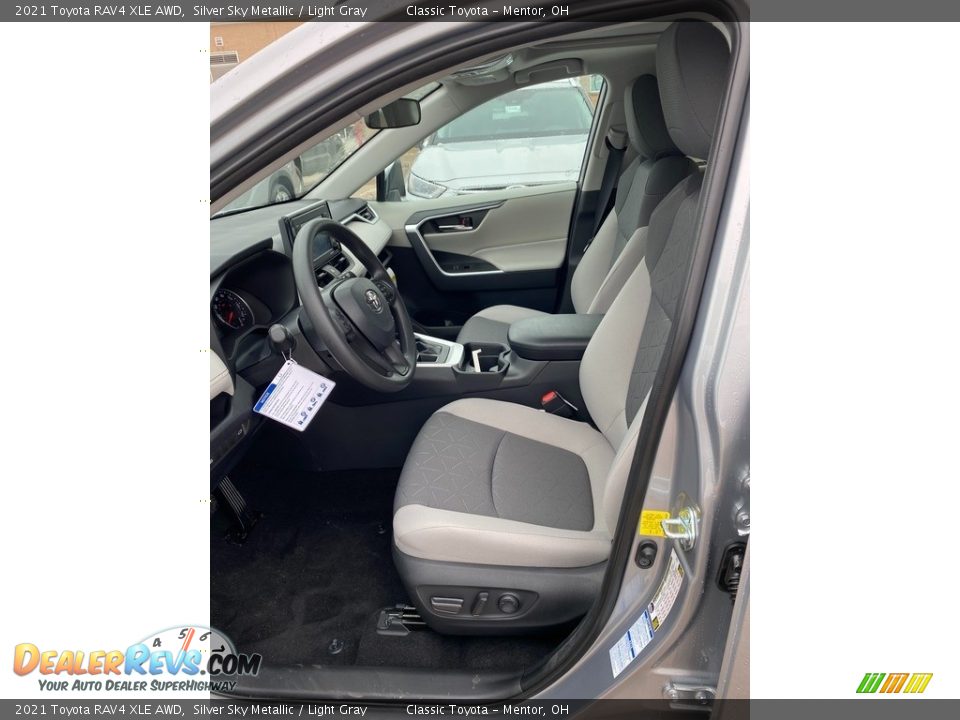 2021 Toyota RAV4 XLE AWD Silver Sky Metallic / Light Gray Photo #2