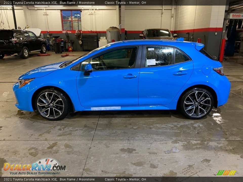 Blue Flame 2021 Toyota Corolla Hatchback XSE Photo #1